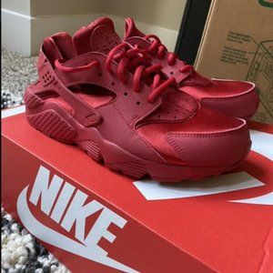 Women's Nike Air Huarache - Worn once!